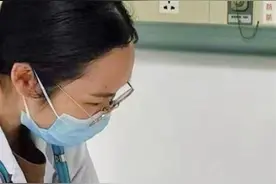 喝何首乌美发，女子变成“小黄人”图片