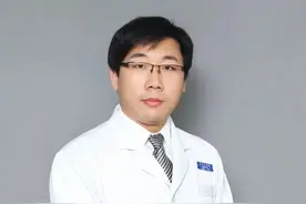 老寿星：耳朵大、耳垂长，专家分析耳朵的样子如何影响你的健康和寿命图片