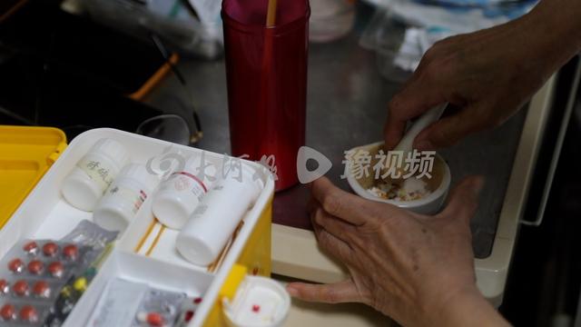 等你再次爱上我！郑州小伙写下数十万字陪护日志，记录唤醒沉睡爱人的过程