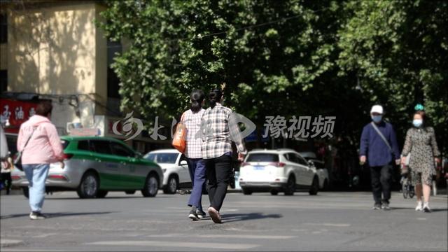 等你再次爱上我！郑州小伙写下数十万字陪护日志，记录唤醒沉睡爱人的过程