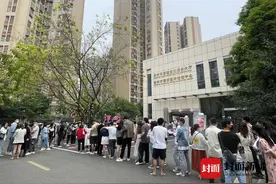 “520”领证结婚 成都彭州多举措让新人甜蜜领证图片