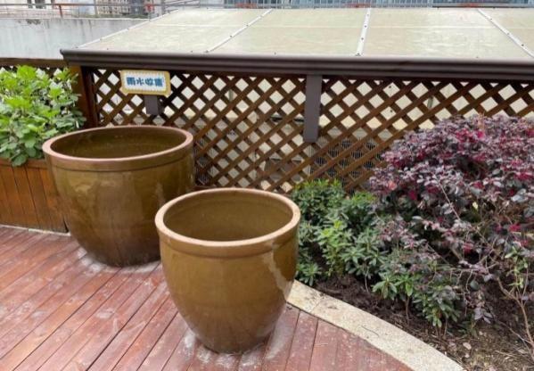 ���������ٴ�࣬����һ������ˮ