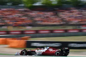 （体育）（3）赛车——F1西班牙大奖赛排位赛赛况图片
