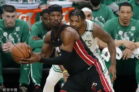 巴特勒伤退依然胜利，东决G3热火击败绿军2比1领先图片