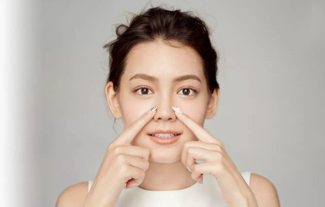 阿达帕林去黑头