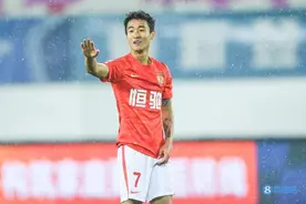 日本球迷评韦世豪犯规：完全就是少林足球，职业生涯也就这样了图片