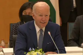 拜登对参会的澳大利亚新总理开玩笑：在这里，你睡着了也没关系图片