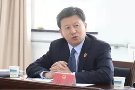 孙涛任哈密市委书记图片