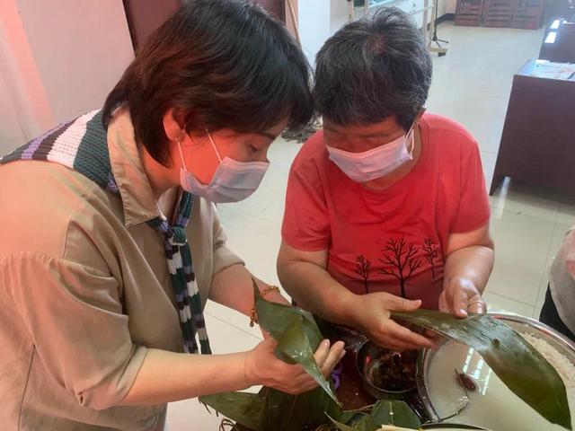 �����ֵ���Է������չ���������