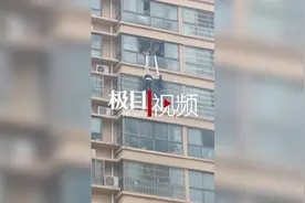长沙两名五旬保安19楼滑降破窗救火，当事人：用了三个灭火器图片