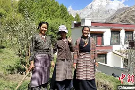 西藏“拉孜三姐妹”：远嫁阿里底雅边陲收获甜蜜图片