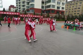 “体育强国”大家谈丨如何上好体育课之探：让学生乐于“勤练”图片