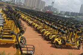 云南宣威八千辆共享单车消失的背后：政府无收益，将重新招标视频封面