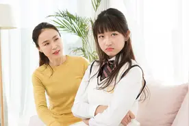 不想发火，但就是没办法和叛逆的孩子好好说话图片