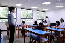 “谁说站在光里的才算英雄”——这群特殊儿童演绎现实版“孤勇者”图片