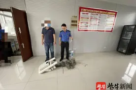 自制“电动船”在南京江北马汊河上非法捕捞，被执法部门查处图片