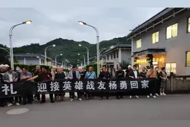 殉职司机杨勇，父子两代军人！生前战友说，对他的选择不意外……图片