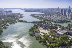 惠山区，怎样乘“市”而上图片