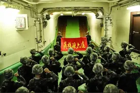 “英雄硬六连”命名37周年！图片