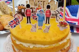 英女王登基70周年，全英国都在庆祝，伦敦华人吃上了流水席图片