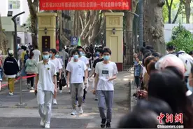 2022年全国高考开考 多部门为千万考生保驾护航图片