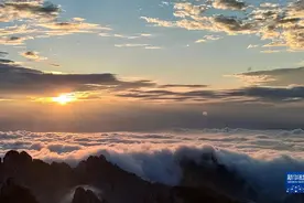 “双遗产”名山在中国——黄山图片