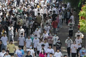 高考日父母怎么做，孩子更安心？图片