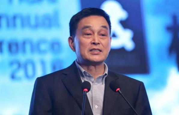 �̽���и߿���ʷ���߿���һ�죬����ӡ����������ض�������ʲô��