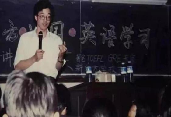 �̽���и߿���ʷ���߿���һ�죬����ӡ����������ض�������ʲô��