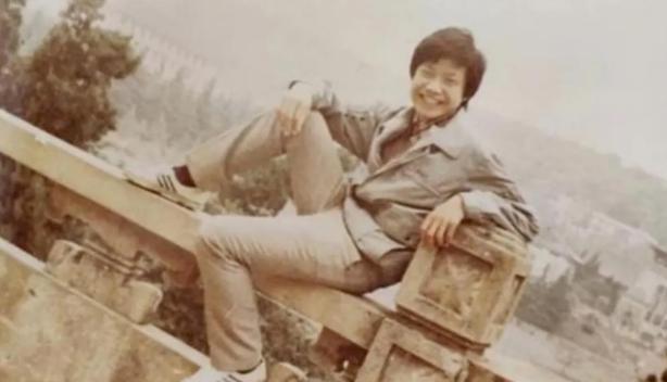 �̽���и߿���ʷ���߿���һ�죬����ӡ����������ض�������ʲô��