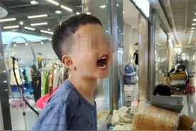 三岁半萌娃帮妈妈“带货”走红 妈妈：儿子性格外向，平时就独立图片