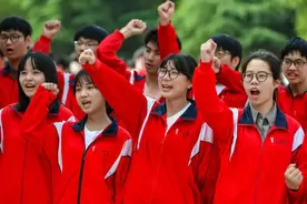 高考第一天，考场内外这些温暖的故事令人难忘......图片