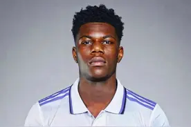 皆大欢喜！琼阿梅尼在皇马社媒下留言：HALA MADRID图片