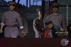 庆贺北京人艺70岁生日，《茶馆》首次高清直播，逾百万人观看图片
