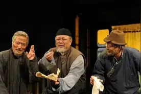 北京人艺70岁，难忘这一碗“老汤”的味道 | 睡前聊一会儿图片