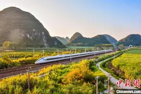 广西进京高铁旅时缩短 京桂往返更快捷图片
