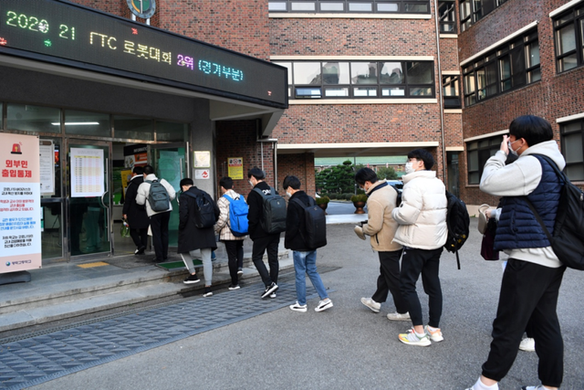 韓國高考的廝殺，從出生前就已經(jīng)開始了……