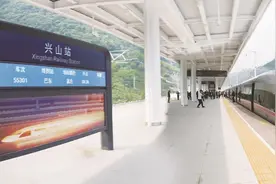 郑渝高铁即将开通 宜昌至襄阳、万州 形成一小时交通圈图片