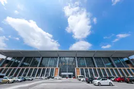 北京丰台站开通在即 周边配建的512个停车位已投入使用图片