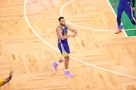 队史第7冠！勇士击败凯尔特人夺NBA总冠军图片