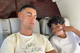 迷你罗迎来12岁生日，C罗发文祝贺：要做一个有大心脏的男孩图片