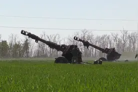 乌克兰国防部首次披露俄乌冲突以来战损：已损失约50%的重型装备图片