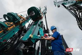 沿着总书记的足迹｜山河智能：做出全球最大挖钻机，自主创新永远在路上图片