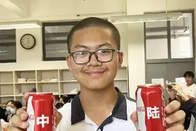 藏头诗、心愿笔、DIY手环……中考前，老师们用定制礼物给考生送祝福图片