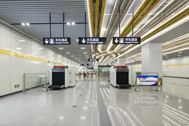 城郊线二期通车后，运营时间和票价有变化吗？图片