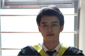 “我拼命把自行车骑到最快……”毕业论文致谢让人泪目，这名四川小伙全奖直博图片