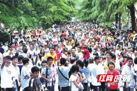65.5万！2022湖南高考报名人数创新高，考生如何破局？图片