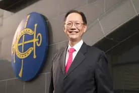 马儿往前跑，香港向前进——专访香港赛马会主席陈南禄图片