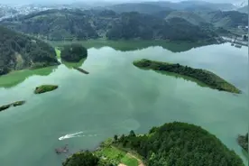 贵州岑巩：下溪水畔景色美图片