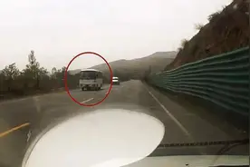 准驾不符还驾驶报废车？图片